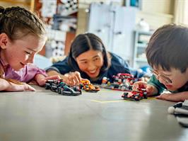 LEGO CITY PITSTOP E MECCANIC