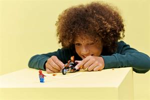 LEGO GHOST RIDER IN MOTOCICL