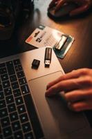PEN DRIVE 64GB BLK