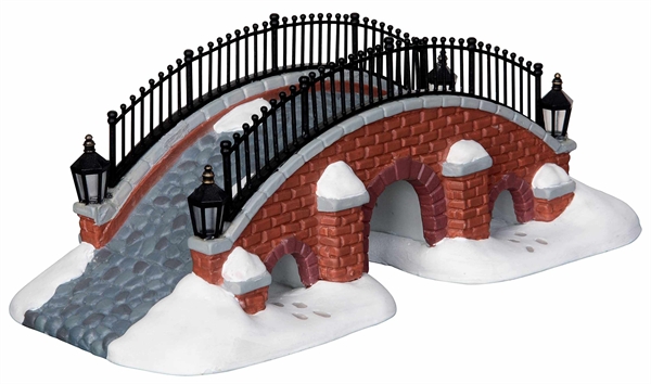 PONTE RUSTICO INNEVATO