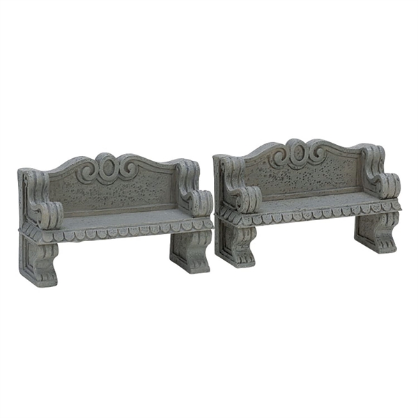 DUE PANCHINE DI PIETRA
